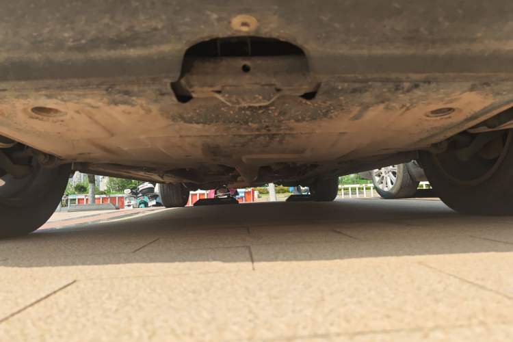 Used Bestune X80 2015 2.0L automatic comfort version Chassis Front