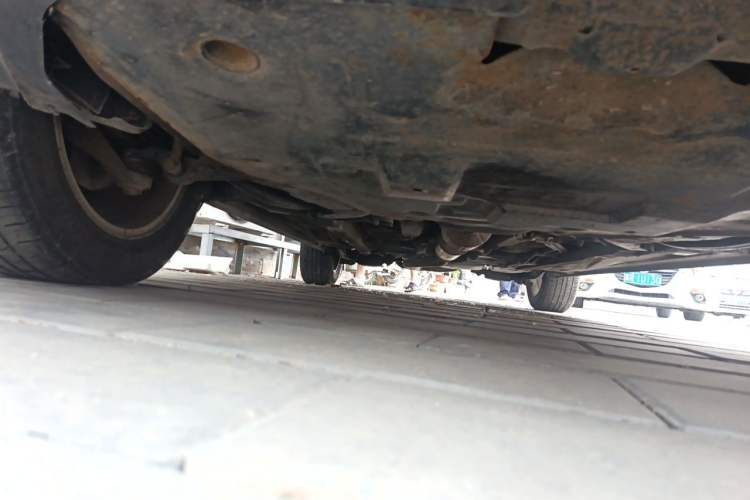 Used Bestune X80 2015 2.0L Automatic Comfort Anniversary Edition Chassis Front Right