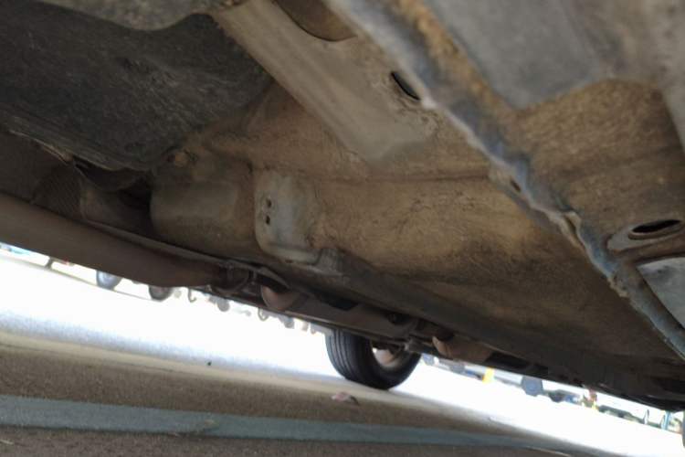 Used Bestune X80 2015 2.0L automatic luxury version Chassis Rear Right