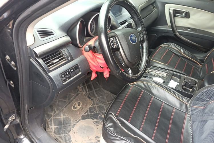 Used Bestune X80 2015 2.0L Automatic Comfort Anniversary Edition Driver Seat