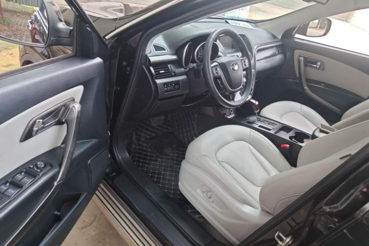 Used Bestune X80 2015 1.8T Automatic Luxury Model Driver Seat