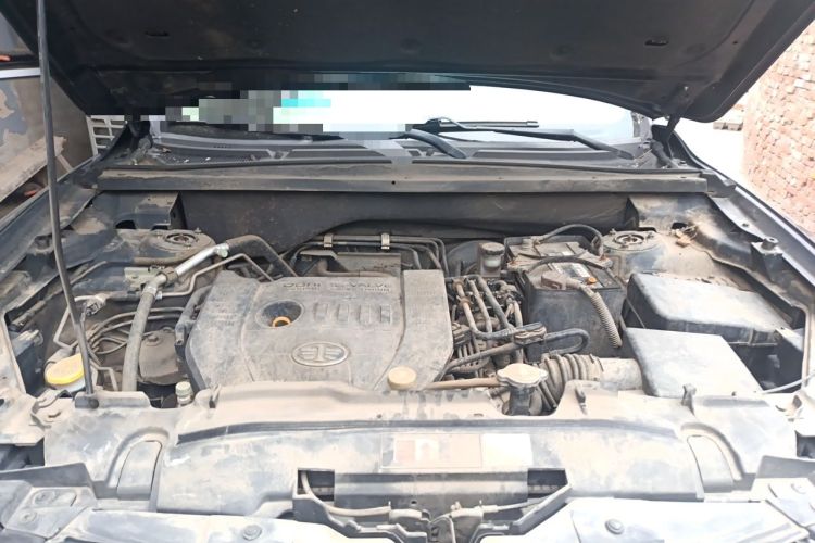 Used Bestune X80 2015 2.0L Automatic Comfort Anniversary Edition Engine Bay