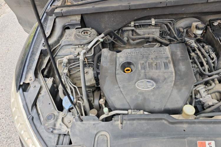 Used Bestune X80 2015 2.0L Automatic Comfort Anniversary Edition Engine Bay Right
