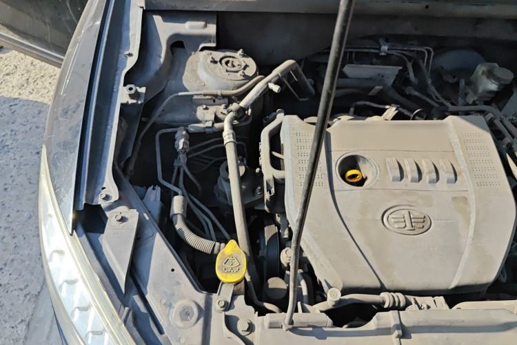 Used Bestune X80 2015 2.0L Manual Comfort 2nd Anniversary Edition Engine Bay Right