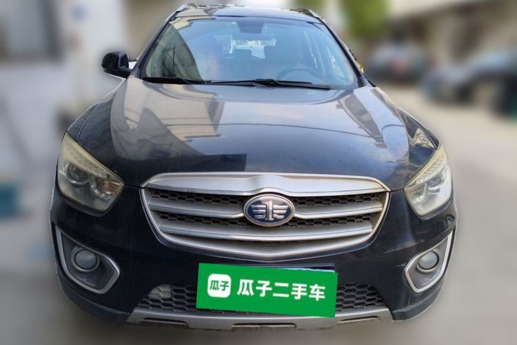 Used Bestune X80 2015 2.0L automatic luxury version Front