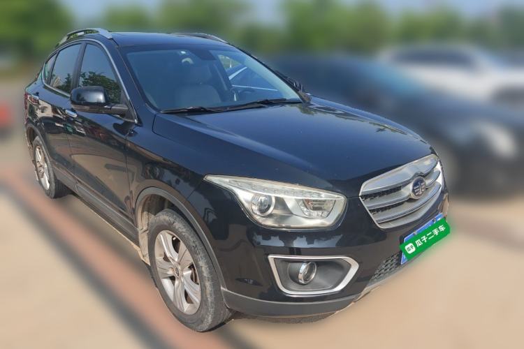 Used Bestune X80 2015 2.0L automatic comfort version Front Right 45 Deg