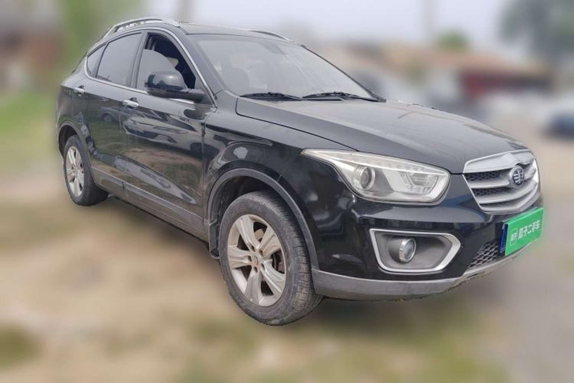 Used Bestune X80 2015 2.0L Automatic Comfort Anniversary Edition Front Right 45 Deg
