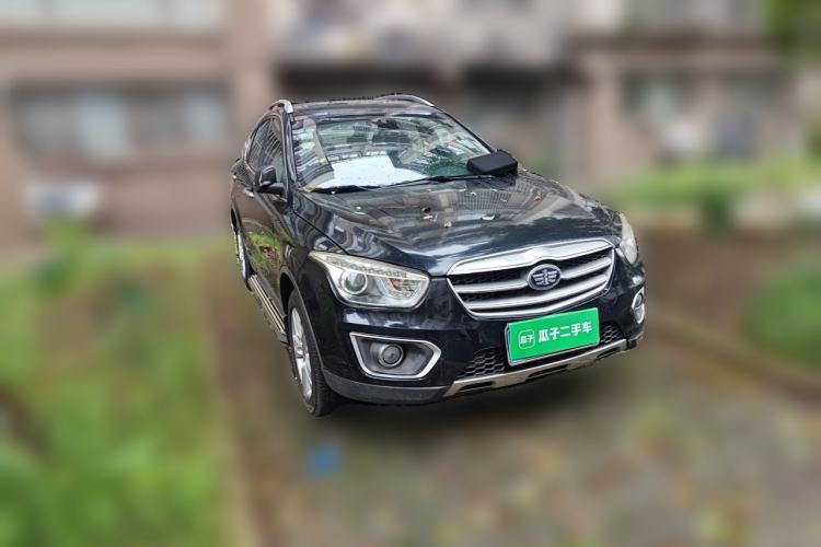 Used Bestune X80 2015 1.8T Automatic Luxury Model Front Right 45 Deg