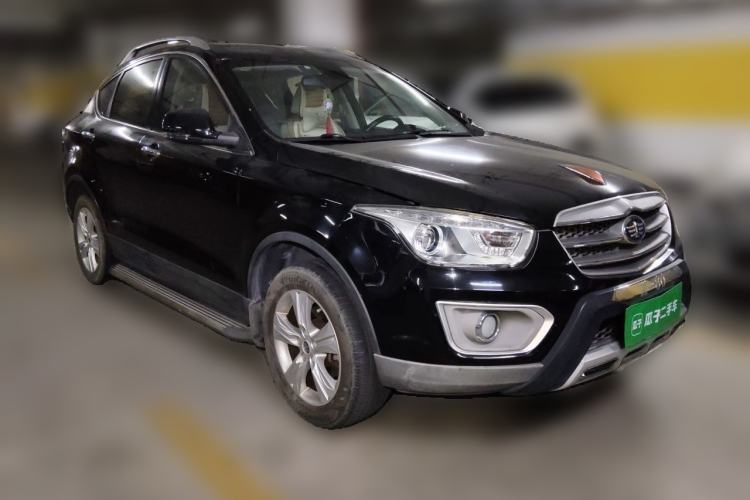 Used Bestune X80 2015 2.0L Manual Luxury Edition Front Right 45 Deg