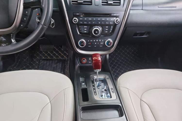 Used Bestune X80 2015 1.8T Automatic Luxury Model Gear Lever