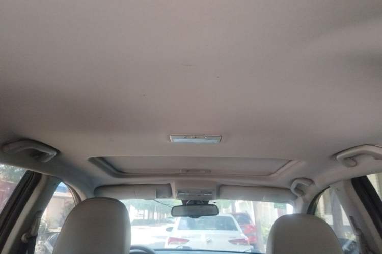 Used Bestune X80 2015 1.8T Automatic Luxury Model Headliner