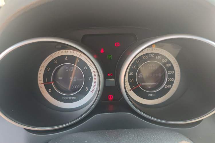 Used Bestune X80 2015 2.0L automatic comfort version Instrument Cluster