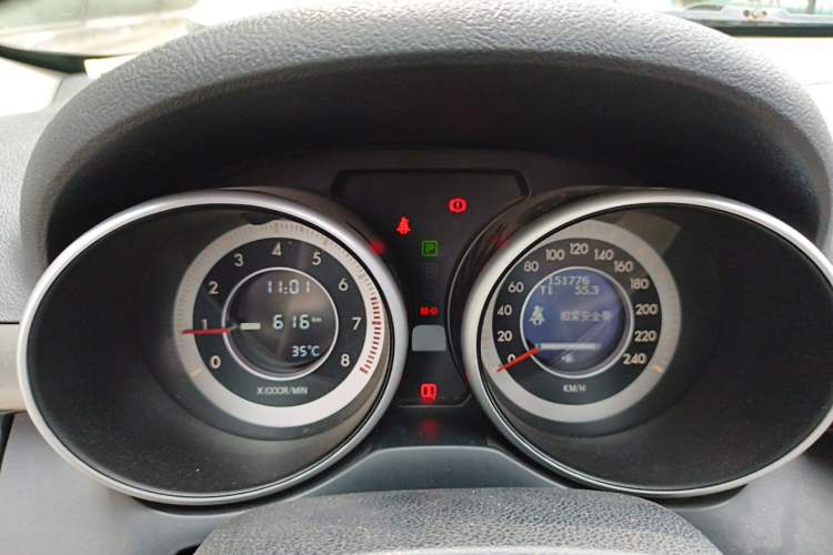 Used Bestune X80 2015 2.0L Automatic Comfort Anniversary Edition Instrument Cluster