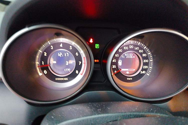 Used Bestune X80 2015 2.0L Automatic Comfort Anniversary Edition Instrument Cluster