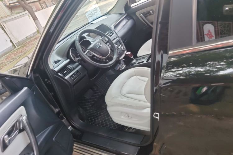 Used Bestune X80 2015 1.8T Automatic Luxury Model Left Front Seat