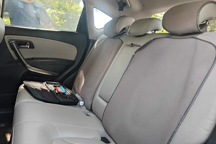 Used Bestune X80 2015 2.0L Manual Luxury Edition Left Rear Seat