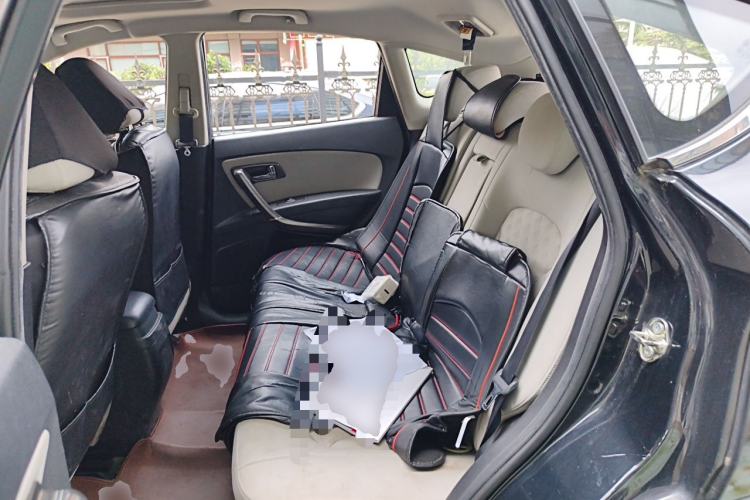 Used Bestune X80 2015 2.0L Automatic Comfort Anniversary Edition Left Rear Seat