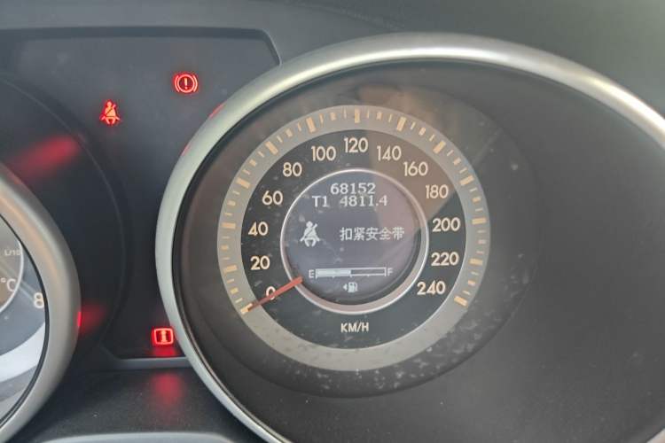 Used Bestune X80 2015 2.0L Manual Luxury Edition Odometer Close Up