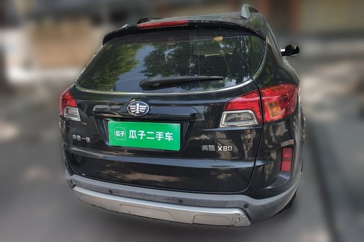 Used Bestune X80 2015 2.0L automatic comfort version Rear
