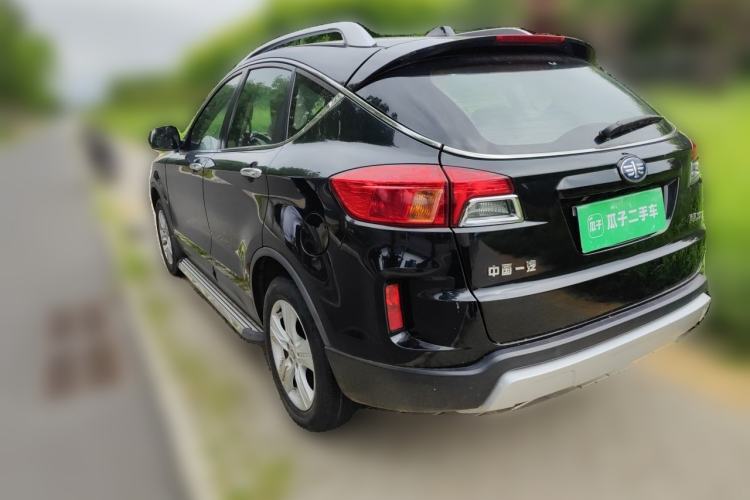 Used Bestune X80 2015 2.0L automatic luxury version Rear Left 45 Deg