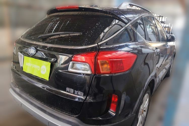 Used Bestune X80 2015 2.0L automatic luxury version Rear Right 45 Deg