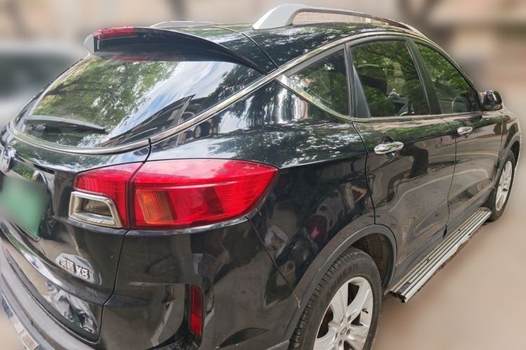 Used Bestune X80 2015 2.0L Manual Luxury Edition Rear Right 45 Deg