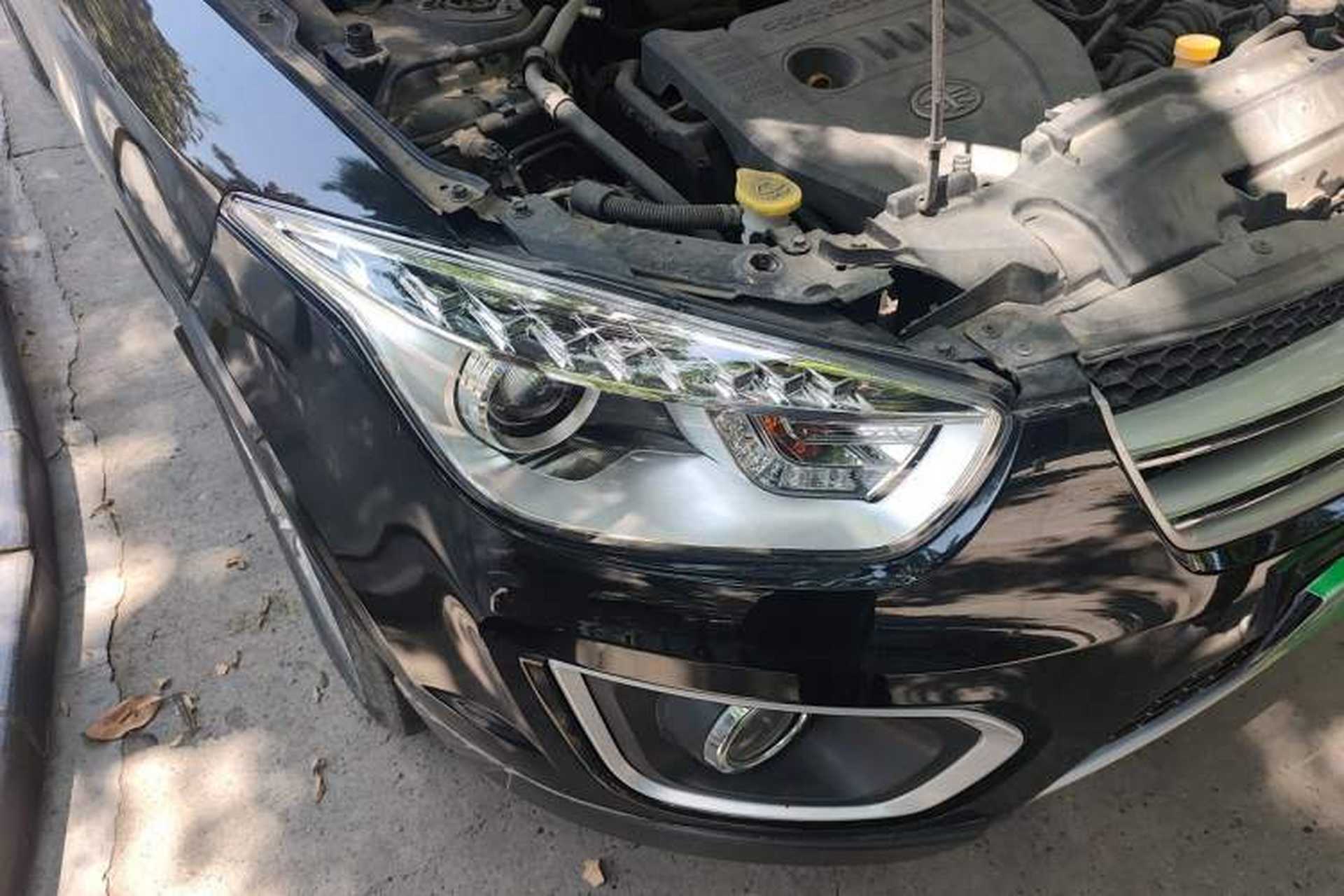 Used Bestune X80 2015 2.0L automatic comfort version Right Front Headlight