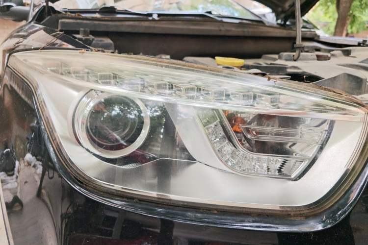 Used Bestune X80 2015 2.0L Manual Luxury Edition Right Front Headlight
