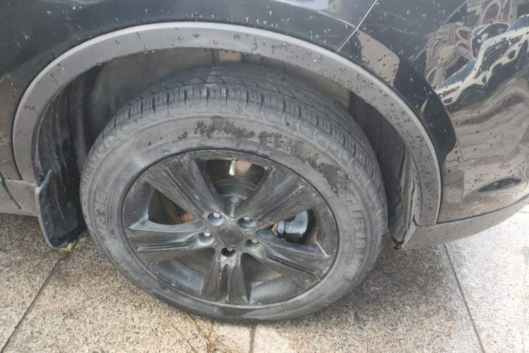 Used Bestune X80 2015 2.0L Manual Luxury Edition Right Front Wheel Hub