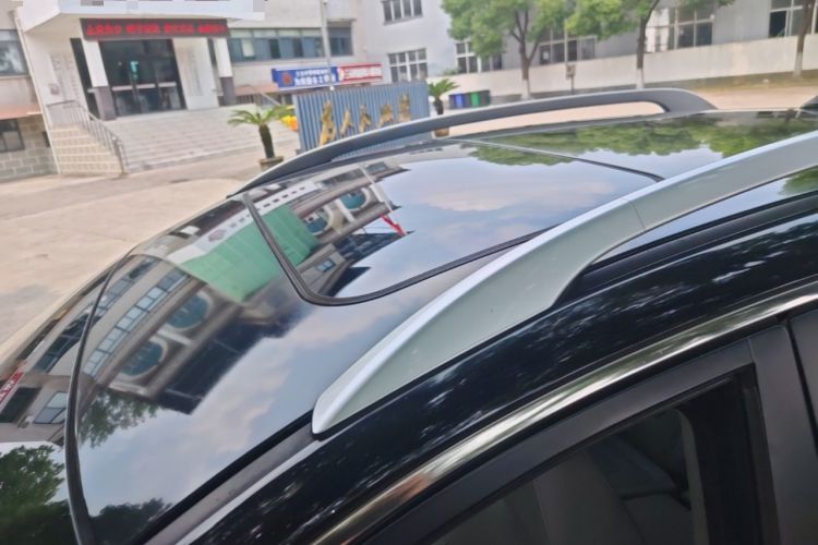 Used Bestune X80 2015 1.8T Automatic Luxury Model Roof