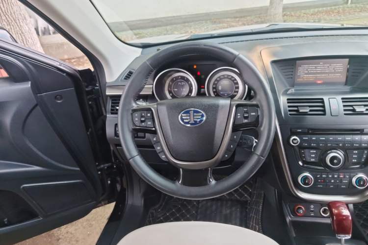 Used Bestune X80 2015 1.8T Automatic Luxury Model Steering Wheel