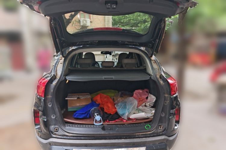 Used Bestune X80 2015 2.0L Manual Luxury Edition Trunk