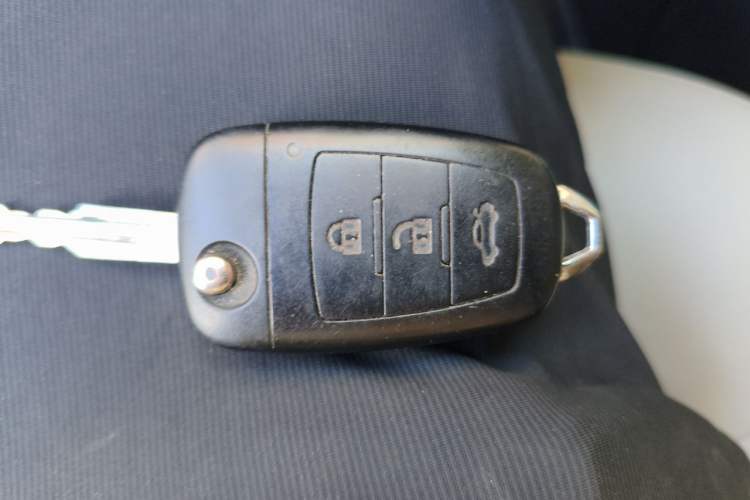 Used Bestune X80 2015 2.0L Manual Luxury Edition Vehicle Key