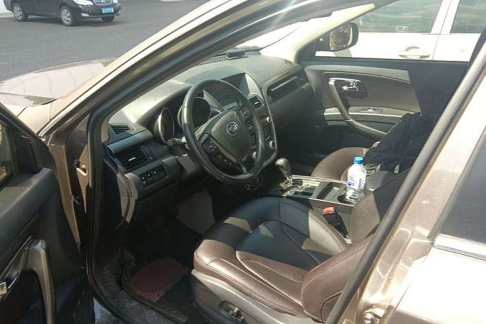 Used Bestune X80 2015 2.0L automatic luxury version Driver Seat