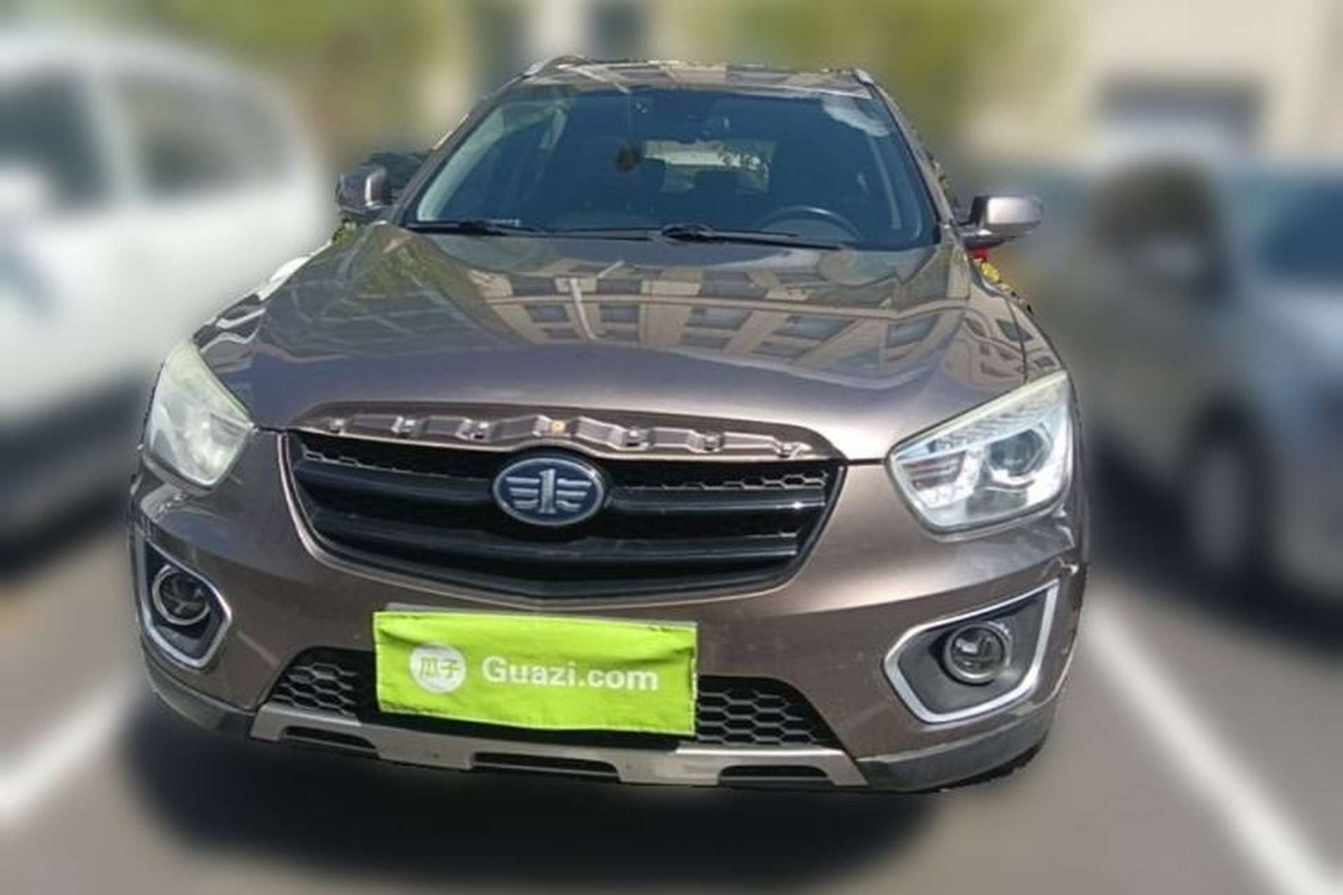 Used Bestune X80 2015 2.0L automatic luxury version Front