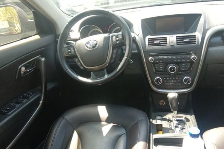 Used Bestune X80 2015 2.0L automatic luxury version Steering Wheel