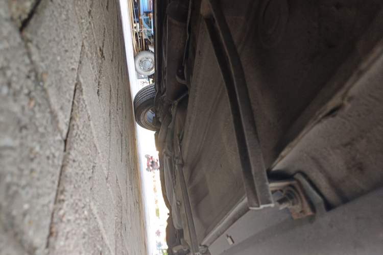 Used Bestune X80 2015 1.8T Automatic Luxury Model Chassis Front Left