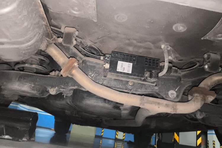 Used Bestune X80 2015 2.0L Automatic Comfort Anniversary Edition Chassis Rear