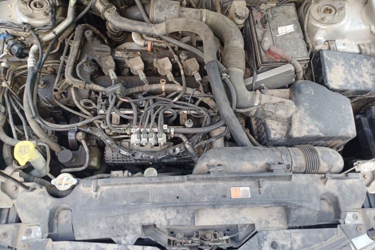 Used Bestune X80 2015 1.8T Automatic Luxury Model Engine Bay