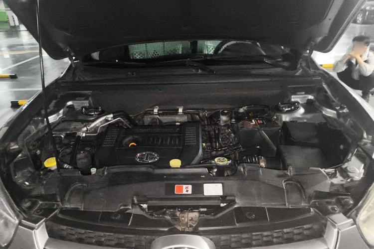Used Bestune X80 2015 2.0L Automatic Comfort Anniversary Edition Engine Bay