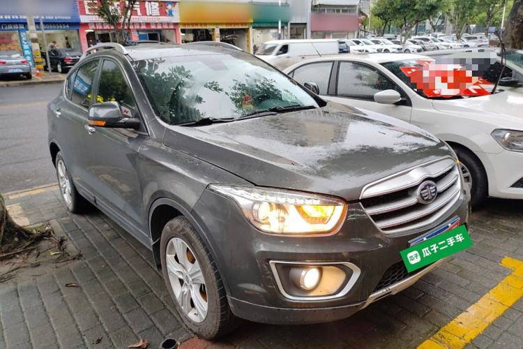 Used Bestune X80 2015 1.8T Automatic Luxury Model Front Right 45 Deg