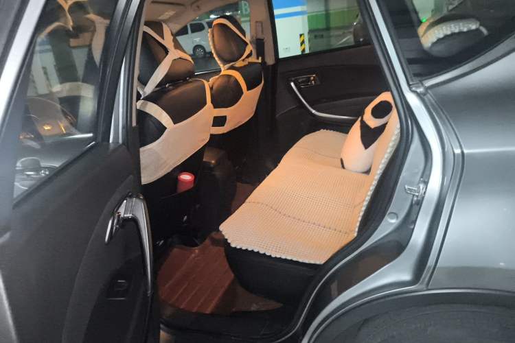 Used Bestune X80 2015 2.0L Automatic Comfort Anniversary Edition Left Rear Seat