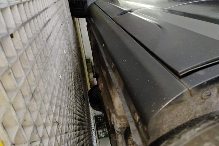 Used Bestune X80 2015 1.8T Automatic Luxury Model Left Side Sill
