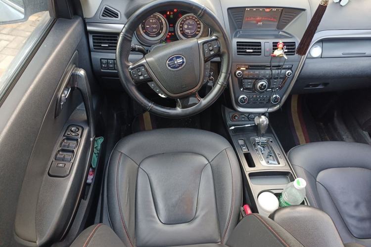 Used Bestune X80 2015 1.8T Automatic Luxury Model Steering Wheel