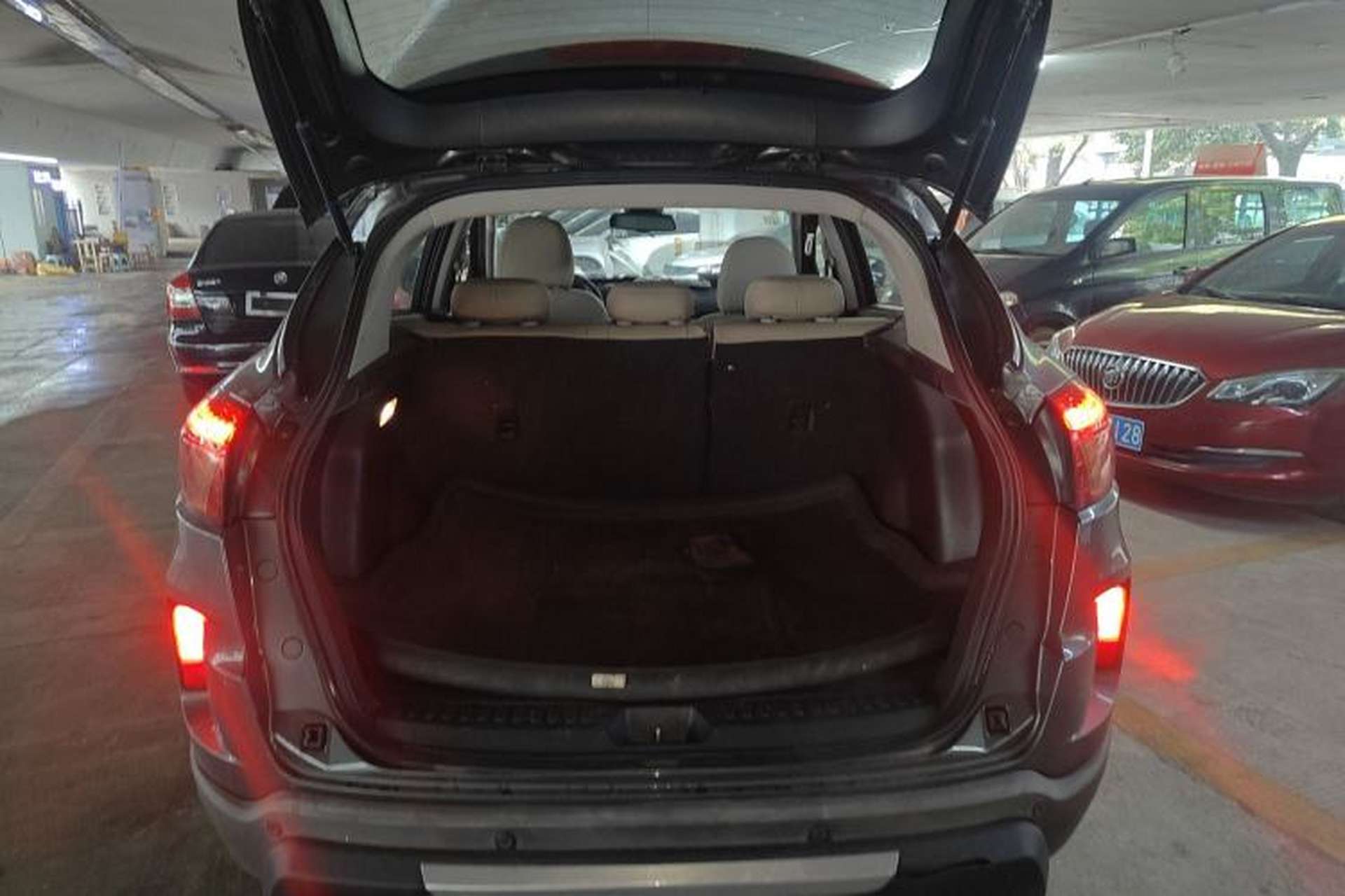 Used Bestune X80 2015 2.0L Automatic Comfort Anniversary Edition Trunk
