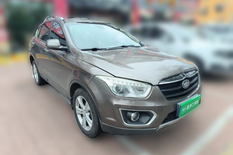 Used Bestune X80 2015 2.0L automatic luxury version Front Right 45 Deg