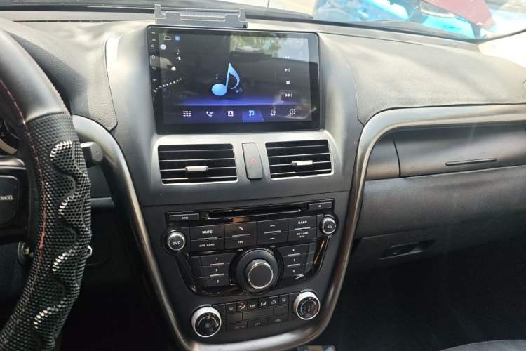 Used Bestune X80 2015 2.0L Automatic Comfort Anniversary Edition Audio And AC Panel