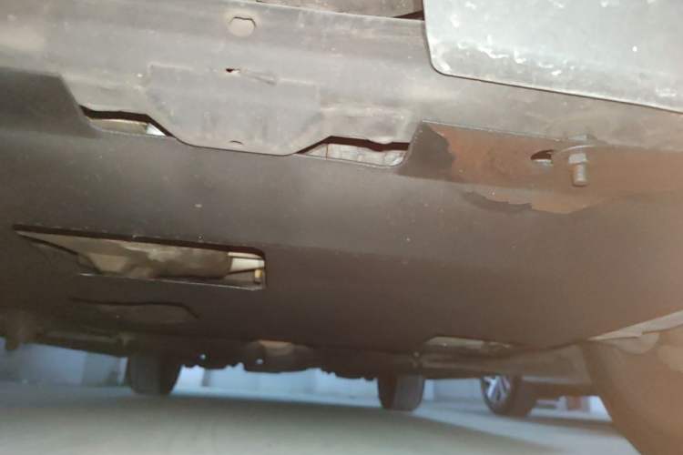 Used Bestune X80 2015 2.0L automatic luxury version Chassis Front