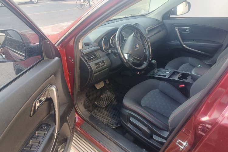 Used Bestune X80 2015 2.0L Automatic Comfort Anniversary Edition Driver Seat