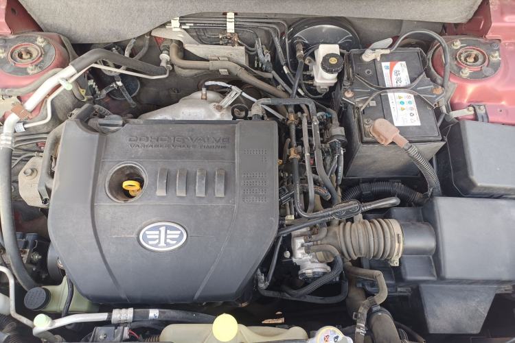 Used Bestune X80 2015 2.0L Automatic Comfort Anniversary Edition Engine Bay